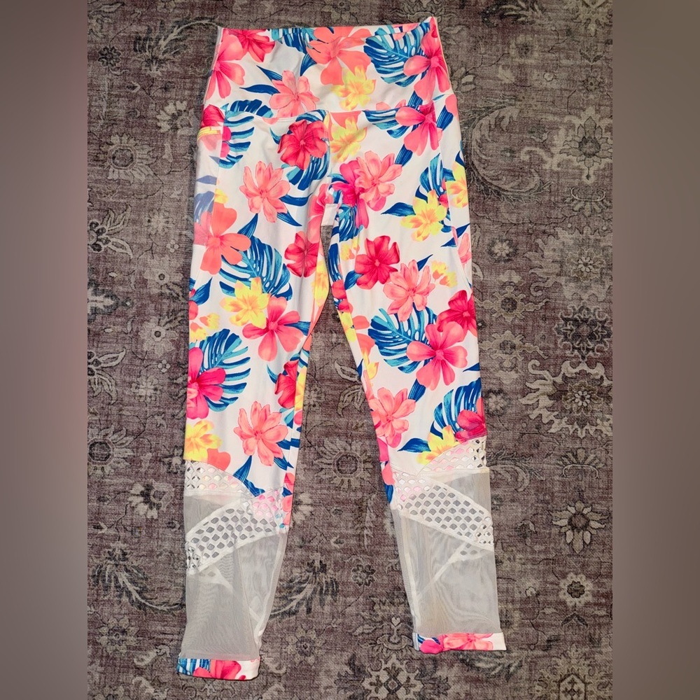 Victoria's Secret PINK ULTIMATE Leggings with Floral Design